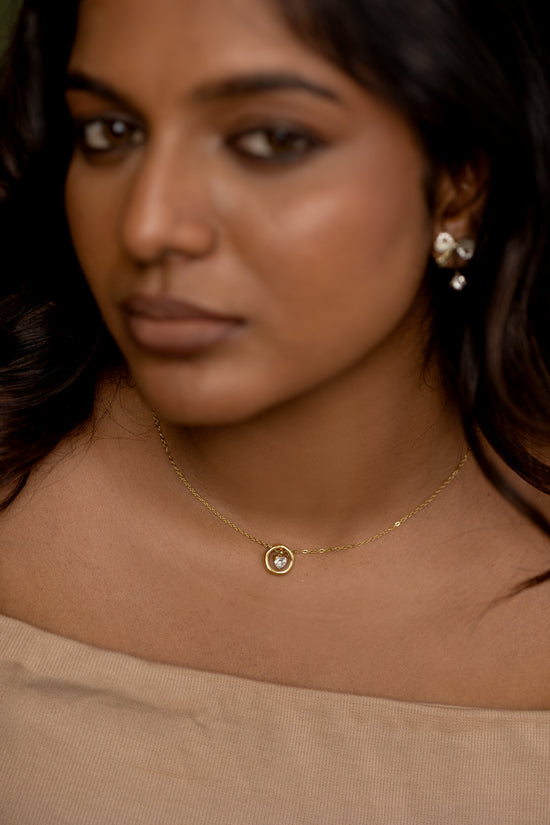 Circle and Centre Stone Necklace