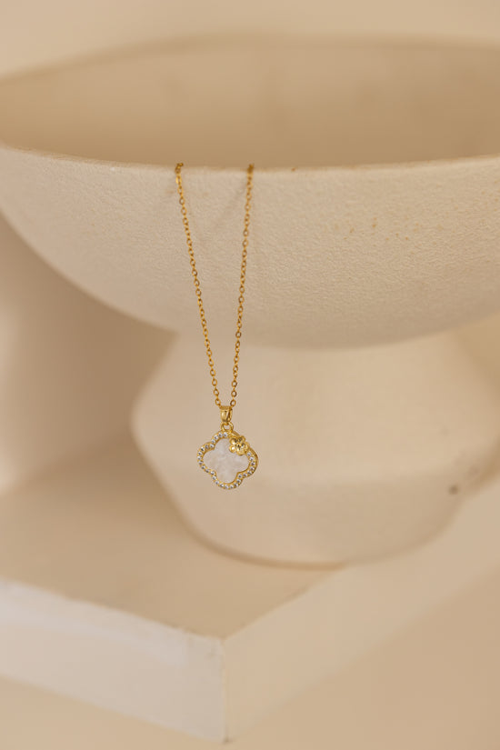 White clover Earring and Necklace set