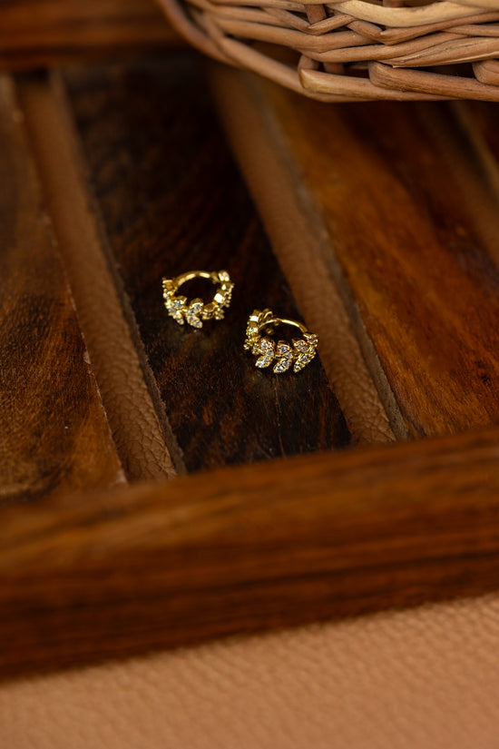 Leaf Vein Studded Earring