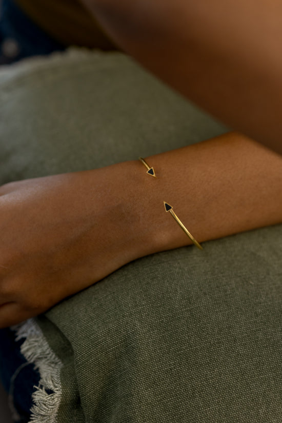 Small Triangle Black Edged Bracelet