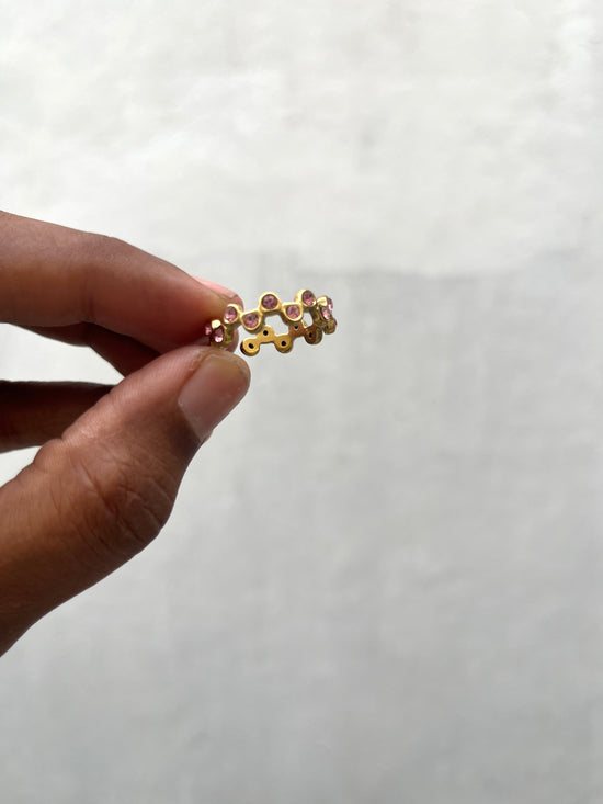Pink Stone Zig Zag Finger Ring