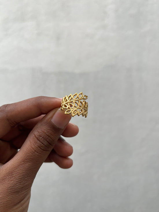Layered Leaf Finger Ring