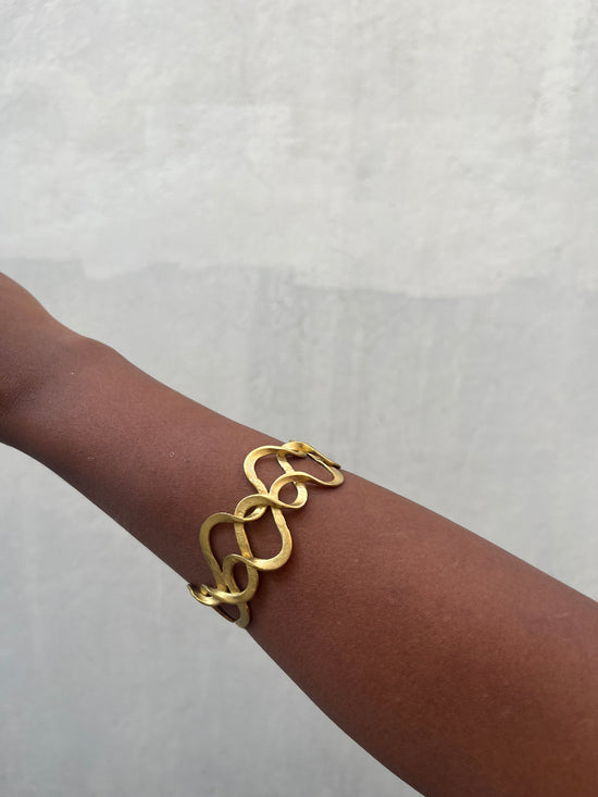 Interweaved Bracelet Brass Tone