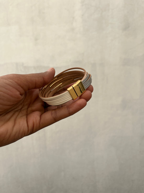 Gold tube white Bracelet with magnetic clap