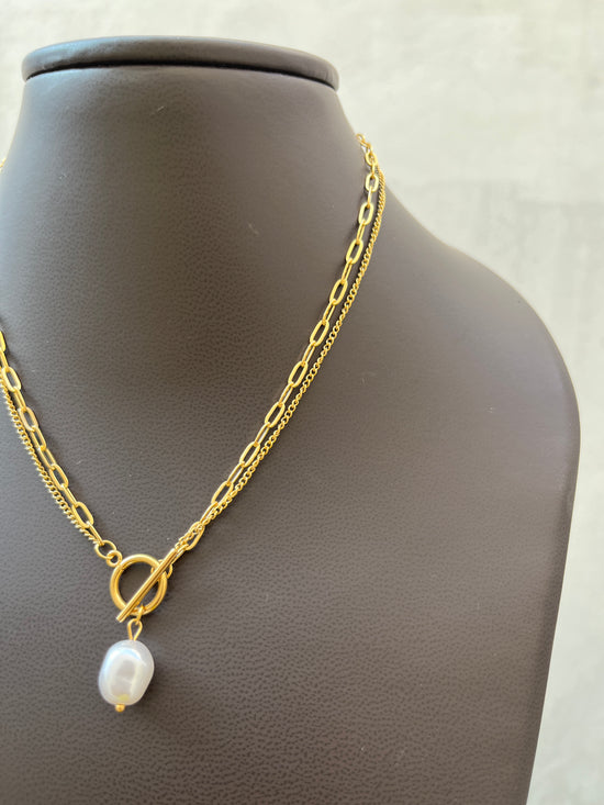 Pearl clasp Necklace