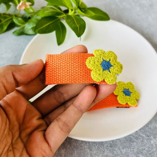 Green Flower in Braided Strip Hair Clip Set