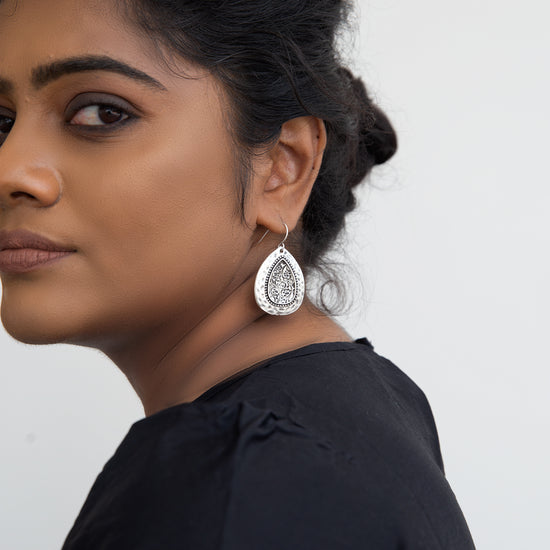 Decorative Teardrop Earrings