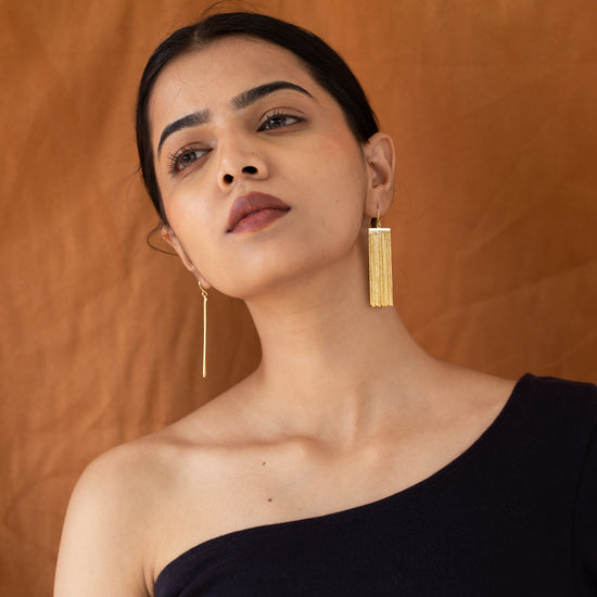 Eos (Golden Fringe Earrings)