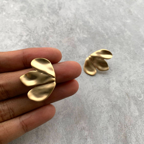 3 Petal earring