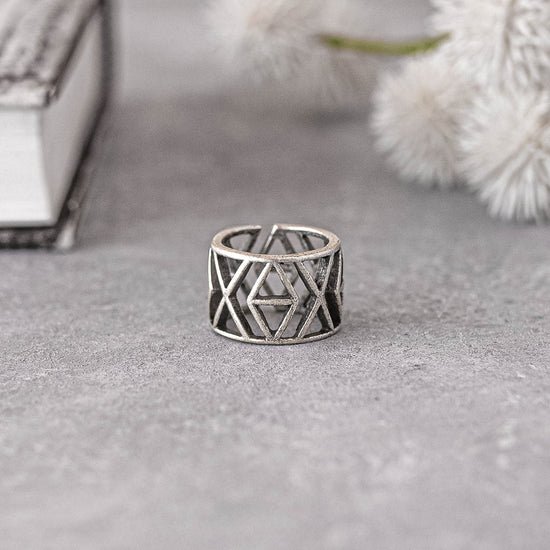 Closed X Finger ring - Silver  tone