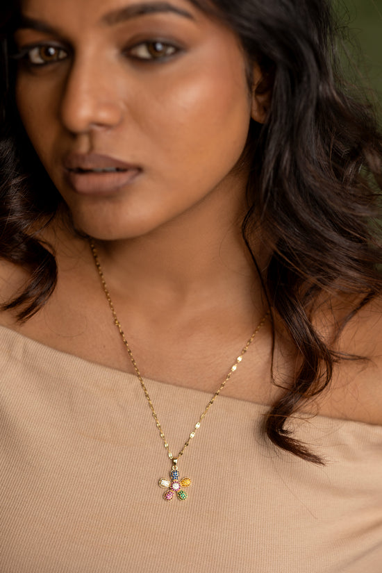 Vibrant Flower Necklace