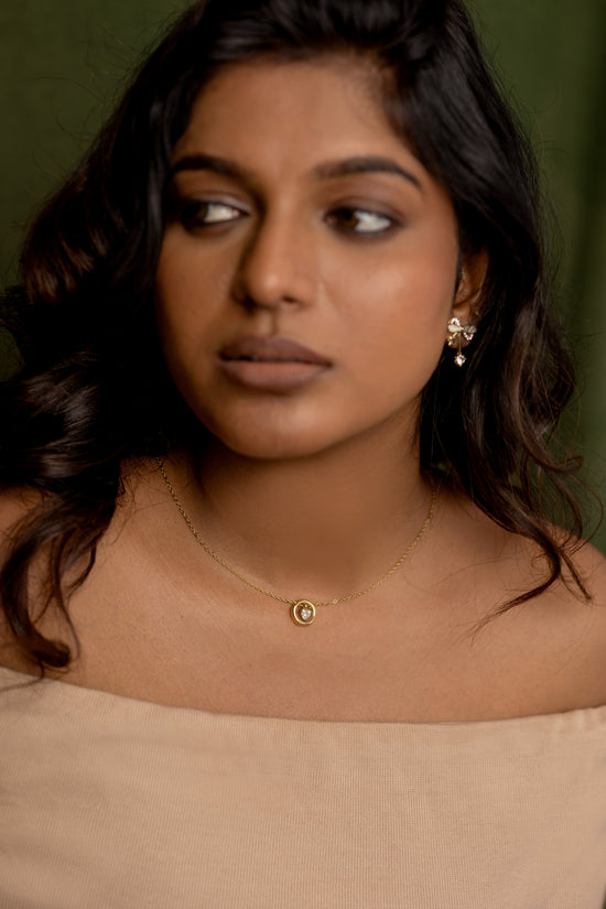 Circle and Centre Stone Necklace