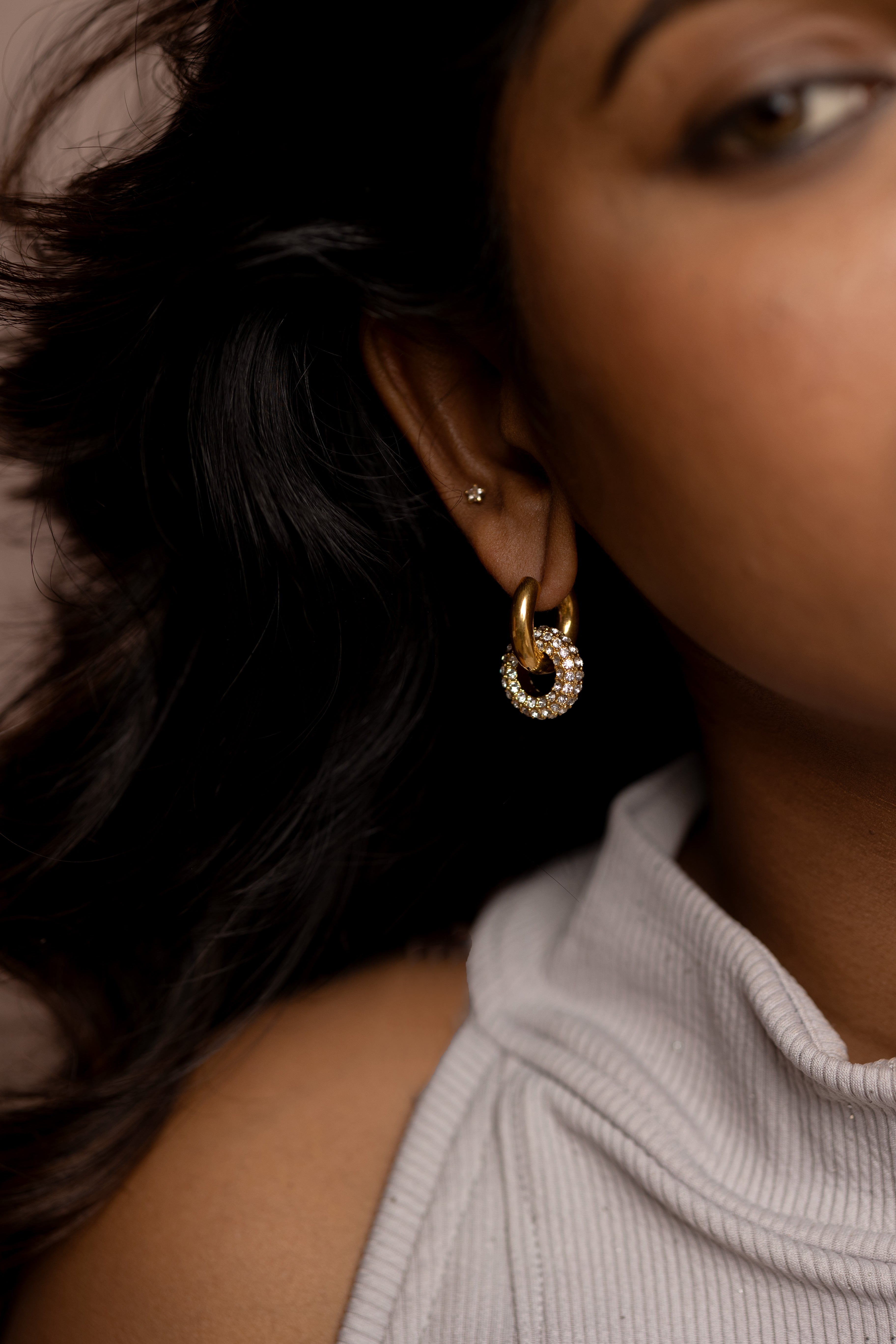 Studded Disc Hoop Earring – Urbanitii