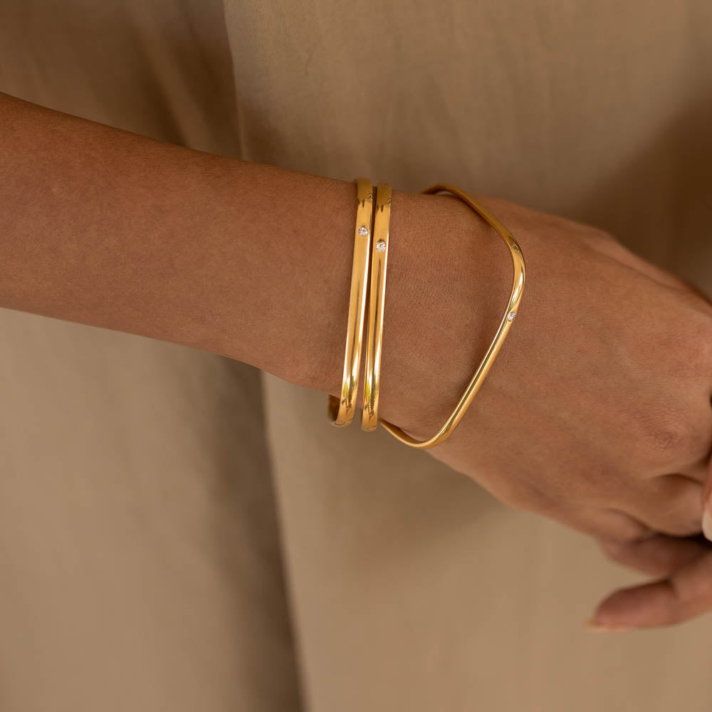 Gold Square and Round Diamond Bracelet – Lola James Jewelry