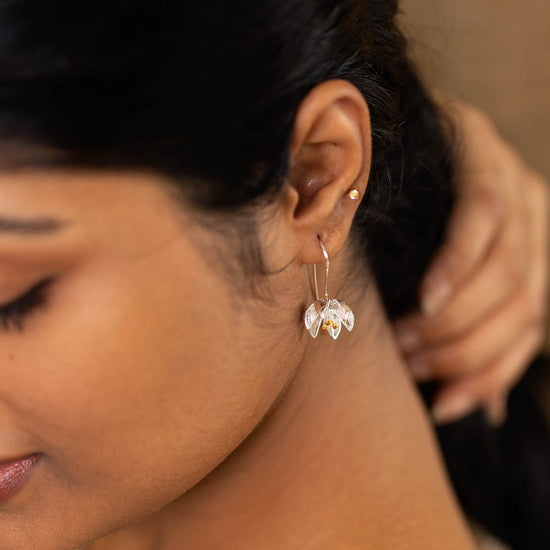 Silver flower Earring