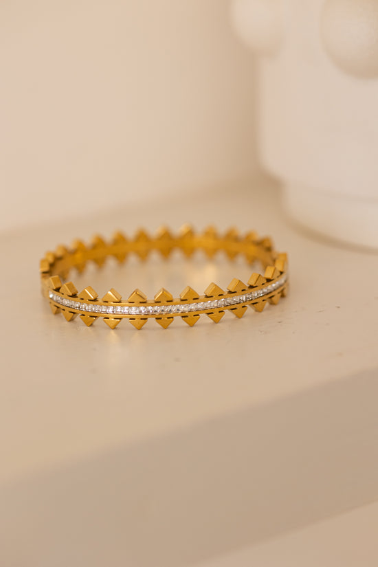 Studded Triangle Edged Bracelet