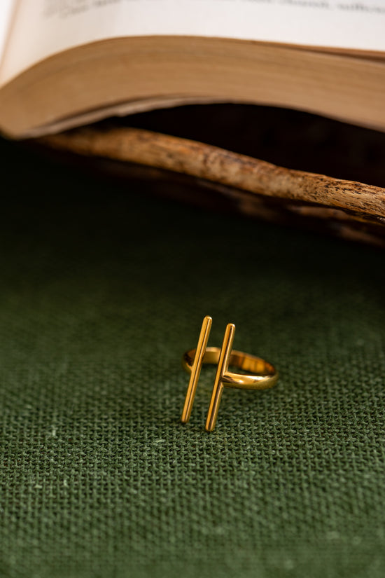 Double Bar Ring