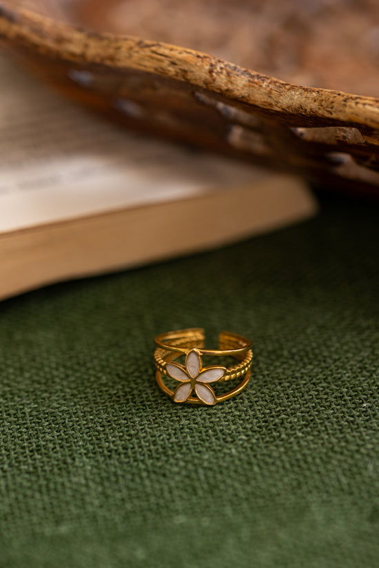 White Flower 3 Line Ring
