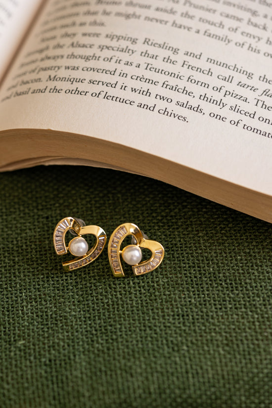Open Heart Studded Pearl Earring