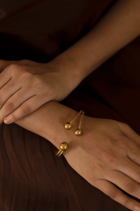 3 Ball End Bracelet