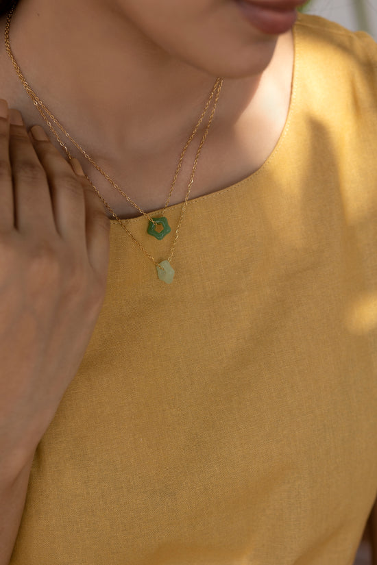 Drak Green Flower  Necklace
