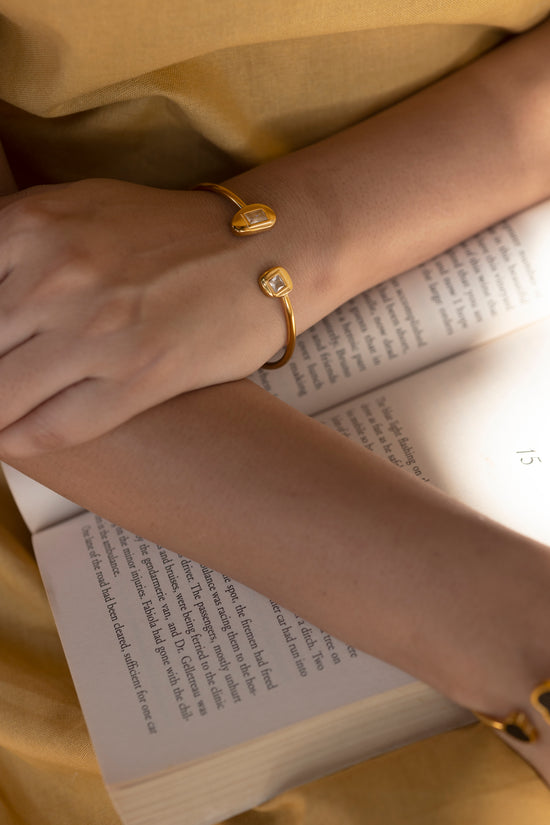 Irregular square end Bracelet