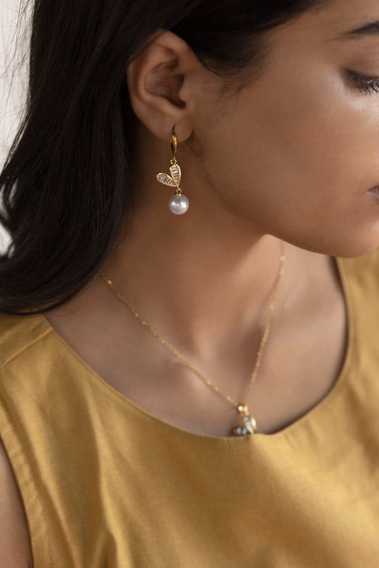 Heart Studded Earring And Pearl Drop Necklace