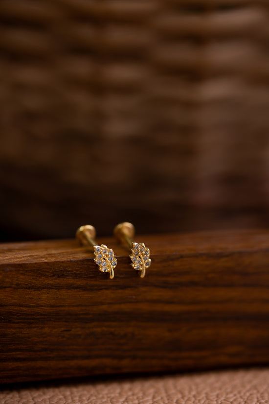 Studded Small Leaf Earring
