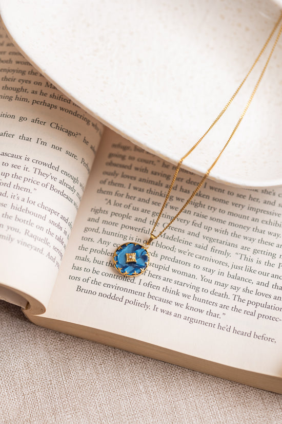 Circled Lapis Lazuli Necklace