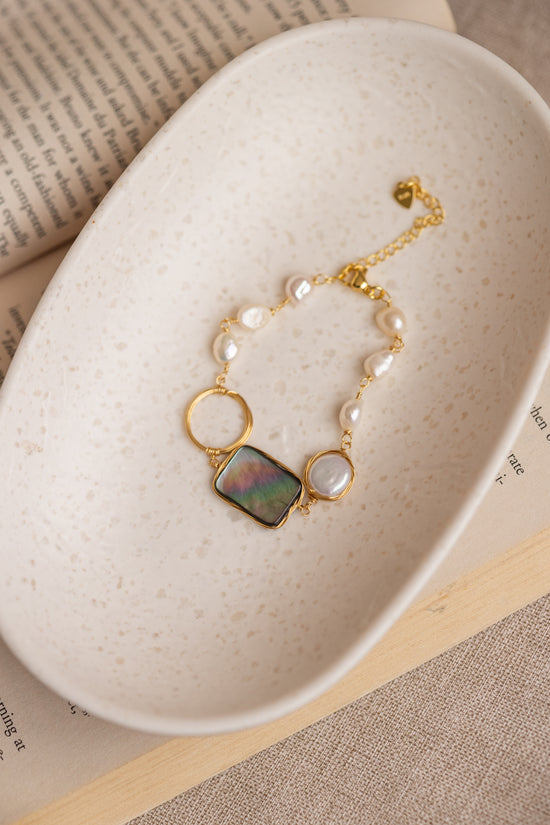 Chunky Pearl Bracelet