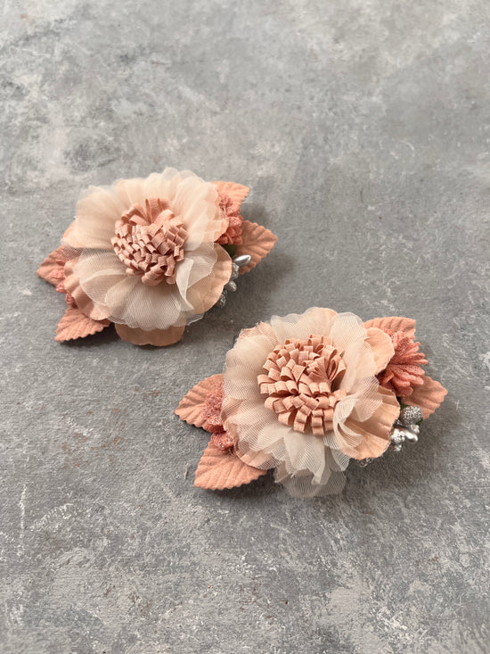 Peachy flower Hairclips