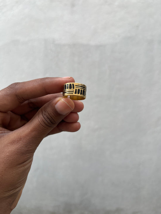 Lines and Bars Black Enamel Finger Ring