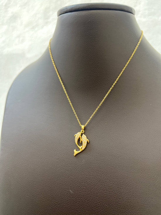 Dual Fish Pendant Necklace