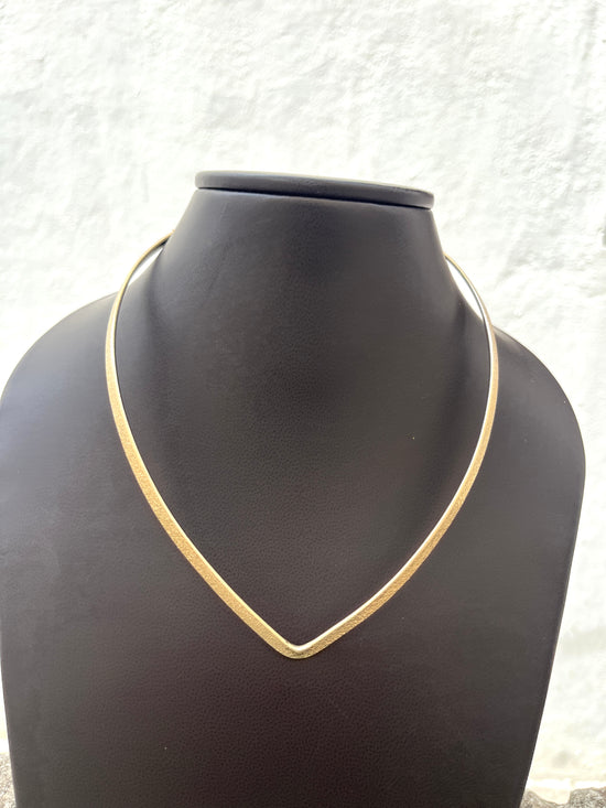 V Necklace