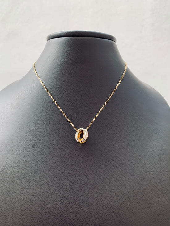 Winding Circle Necklace and pendant
