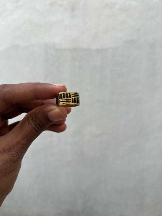 Lines and Bars Black Enamel Finger Ring