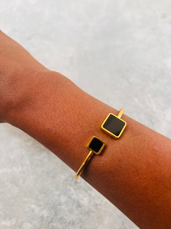 Black enamel Gold bracelet