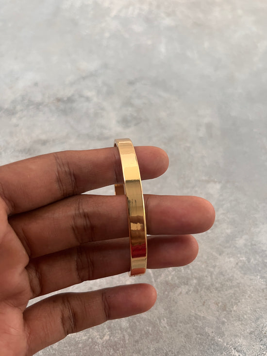 Plain Gold smooth  Bracelet
