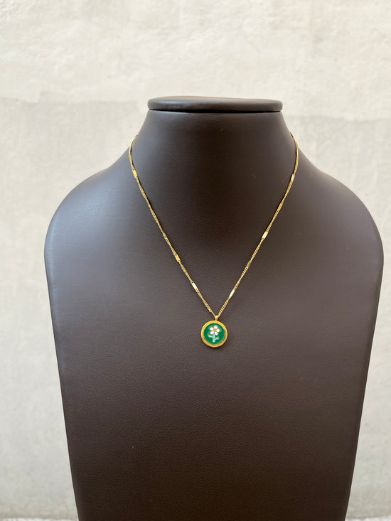 Flower Green pendant and Necklace