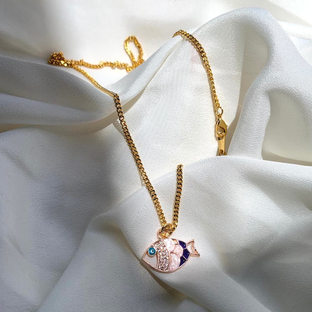 Multi Stone Fish Pendant Chain Urbanitii