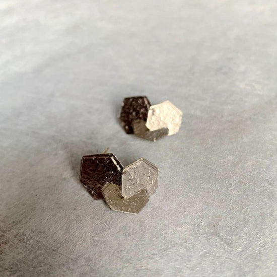 2D Clustered Hexagon Stud - Silver