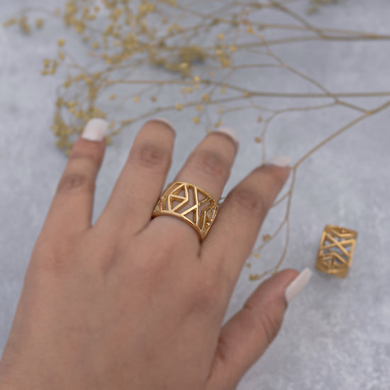 Brass Gold Closed X Finger ring