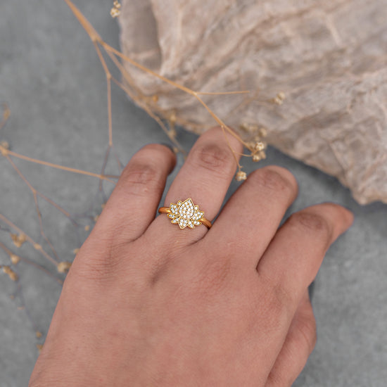 Lotus With White Studs( Small ring )