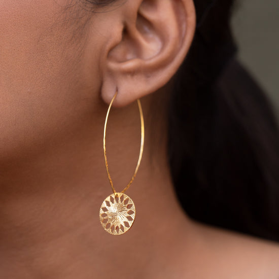 Circle Disc With Cuts Earrings