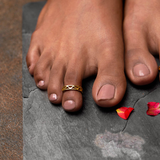 Chevron Toe Ring